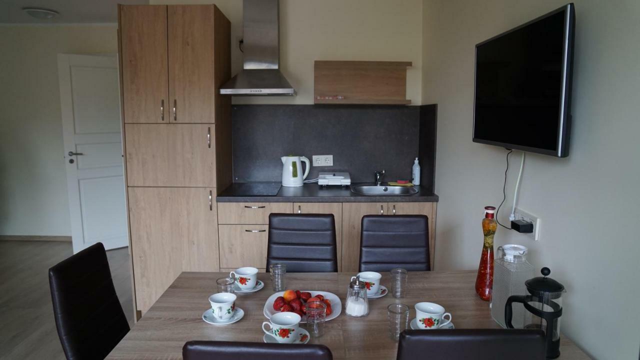 Aparthotel Bella *